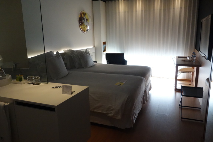 ホテル バルセロ サンツ HOTEL BARCELO SANTS タラゴナ Tarragona からバルセロナへ 2018年9月 バルセロナの旅(13)_f0117059_13392899.jpg