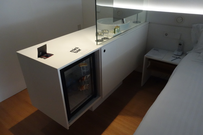 ホテル バルセロ サンツ HOTEL BARCELO SANTS タラゴナ Tarragona からバルセロナへ 2018年9月 バルセロナの旅(13)_f0117059_13403728.jpg