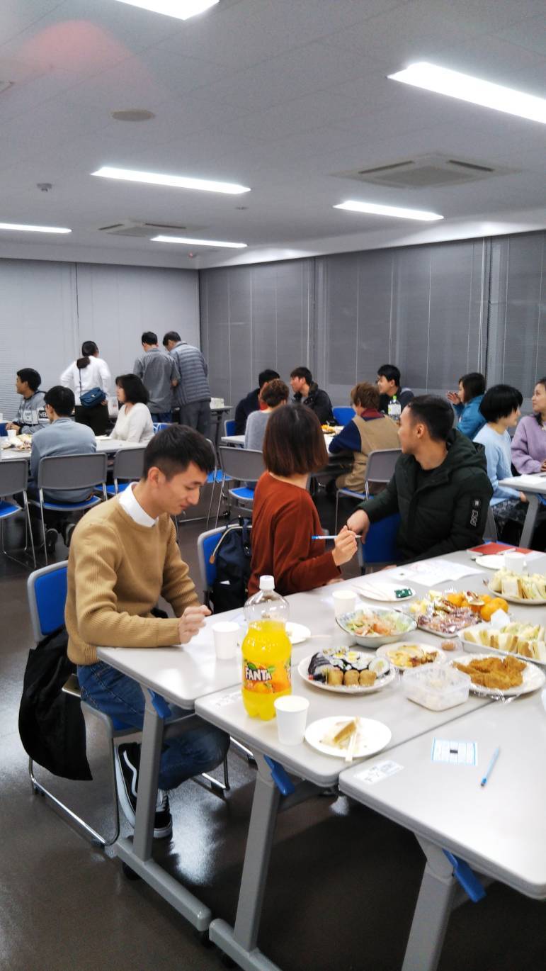 年末パーティ開催 (火曜日夜教室)_e0175020_11353057.jpg