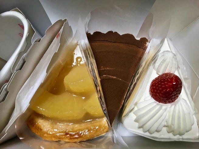 夜9時までのケーキ店 銀座コージーコーナー Nonowa東小金井店 Welcome To Koro S Garden