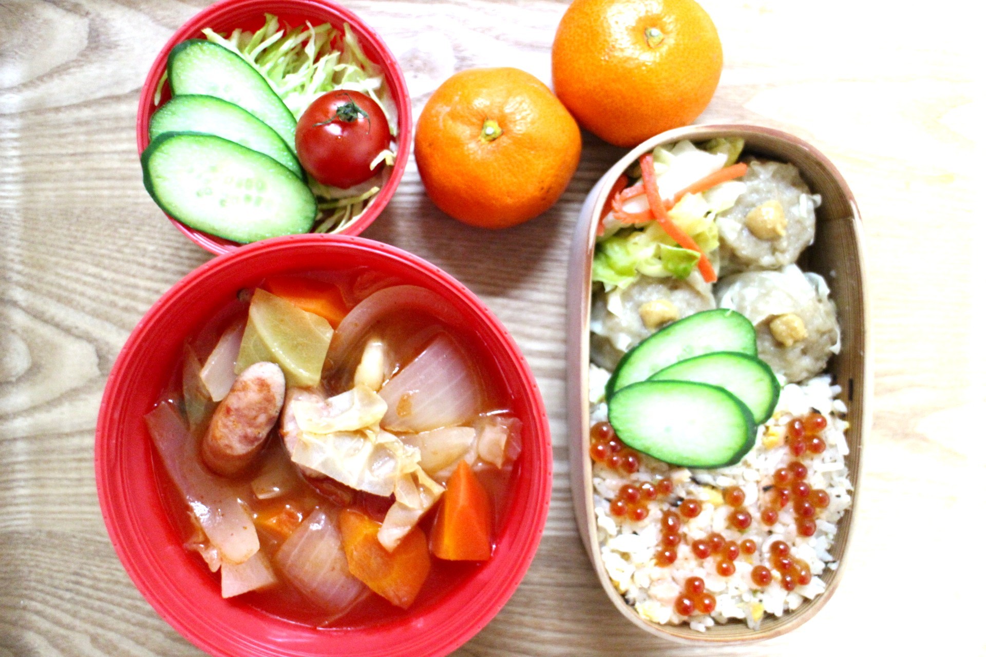 鮭チャーハン弁当とトマトスープのお弁当 オヤコベントウ 鮭チャーハン弁当とトマトスープのお弁当 オヤコベントウ
