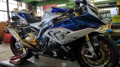 BMW S1000RR クローズドループ‼_e0114857_12200517.jpg