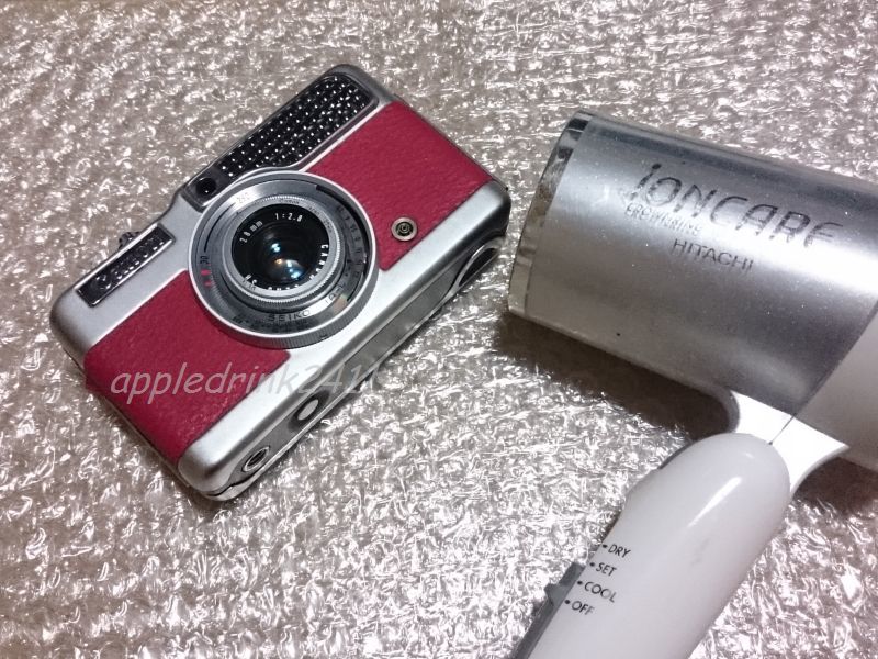 Demiの貼り革は強敵 I Love Half Size Camera