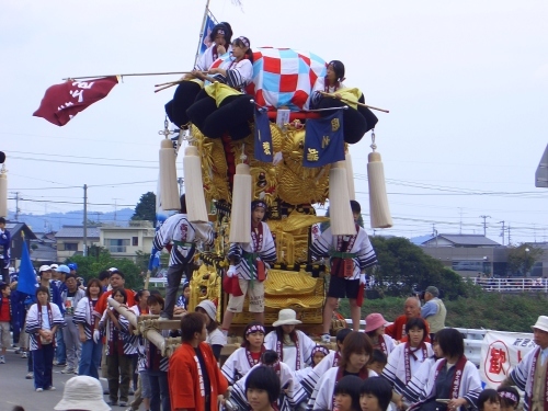 山根グランドで子供太鼓祭り_f0085962_06003109.jpg