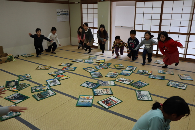 冬です! カルタ大会_b0239402_16265230.jpg