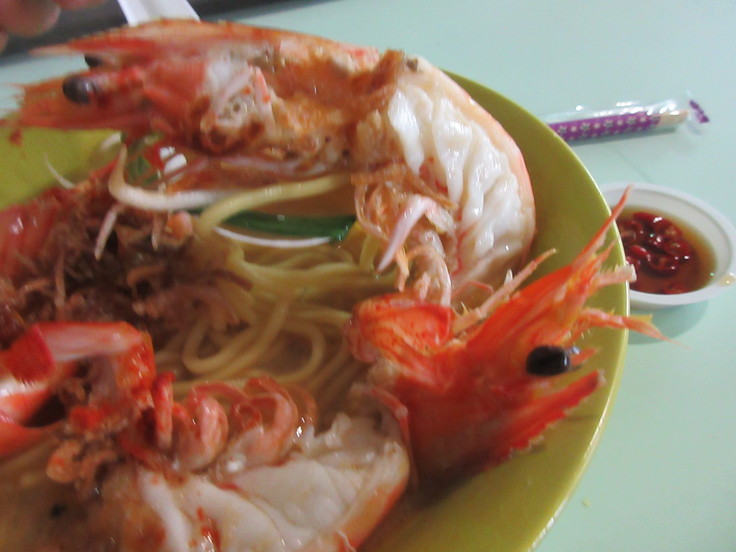 Kallang Cantonese Prawn Noodle １日目 シメの海老麺。_c0212604_18175966.jpg