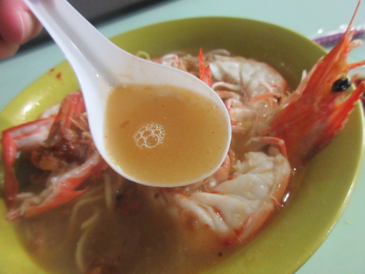 Kallang Cantonese Prawn Noodle １日目 シメの海老麺。_c0212604_1818479.jpg