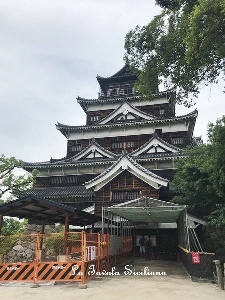 平和記念資料館へ、、、広島散策　～　2018年日本食い倒れ旅行記 vol.7_e0335287_01481682.jpg