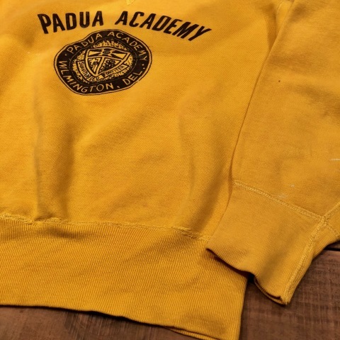 1950-60s \" UNKNOWN -MADE IN U.S.A- \" 100% COTTON 前Vガゼット VINTAGE C/N SWEAT SHIRTS ._d0172088_22223643.jpg