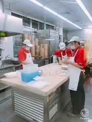台湾を食べ尽す②上海好味道小籠湯包_a0059035_22274103.jpg