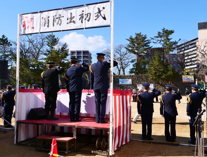 　　５年前の消防出初式（１）　　２０２４-０１-１７　００：００_b0093754_22513798.jpg