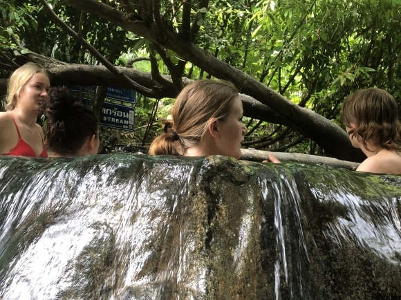 b0090081_16172771.jpeg