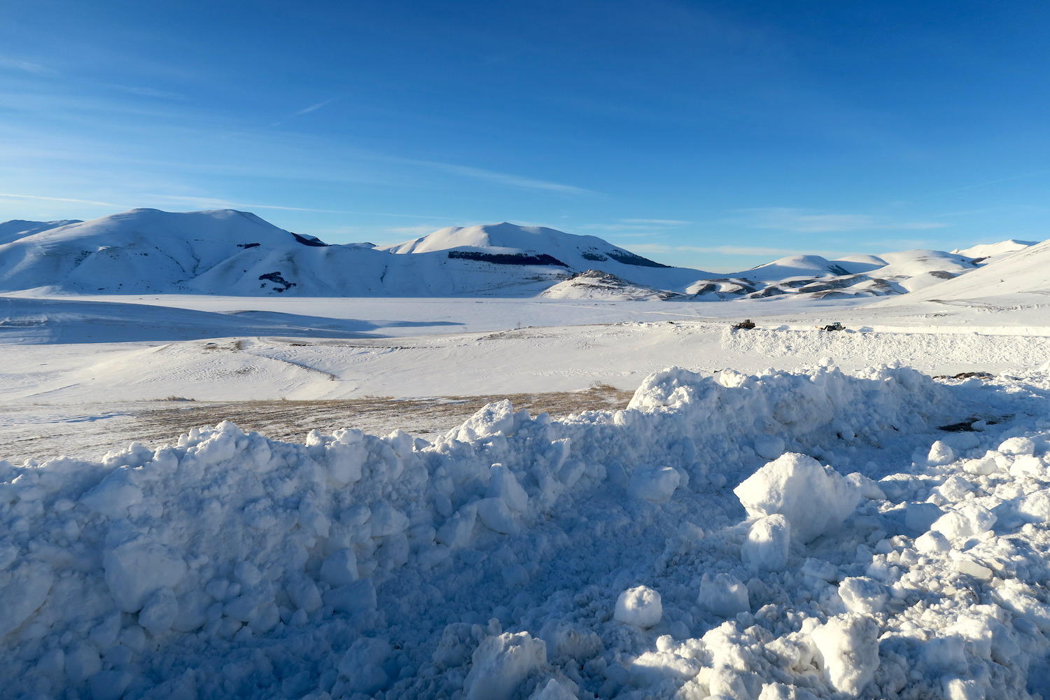 雪山にあそびカステッルッチョへ_f0234936_7183555.jpg