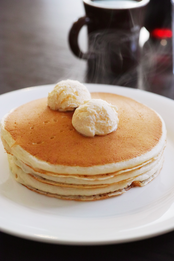ヤッケブースで朝パンケーキ ちゅらかじとがちまやぁ ヤッケブースで朝パンケーキ ちゅらかじとがちまやぁ