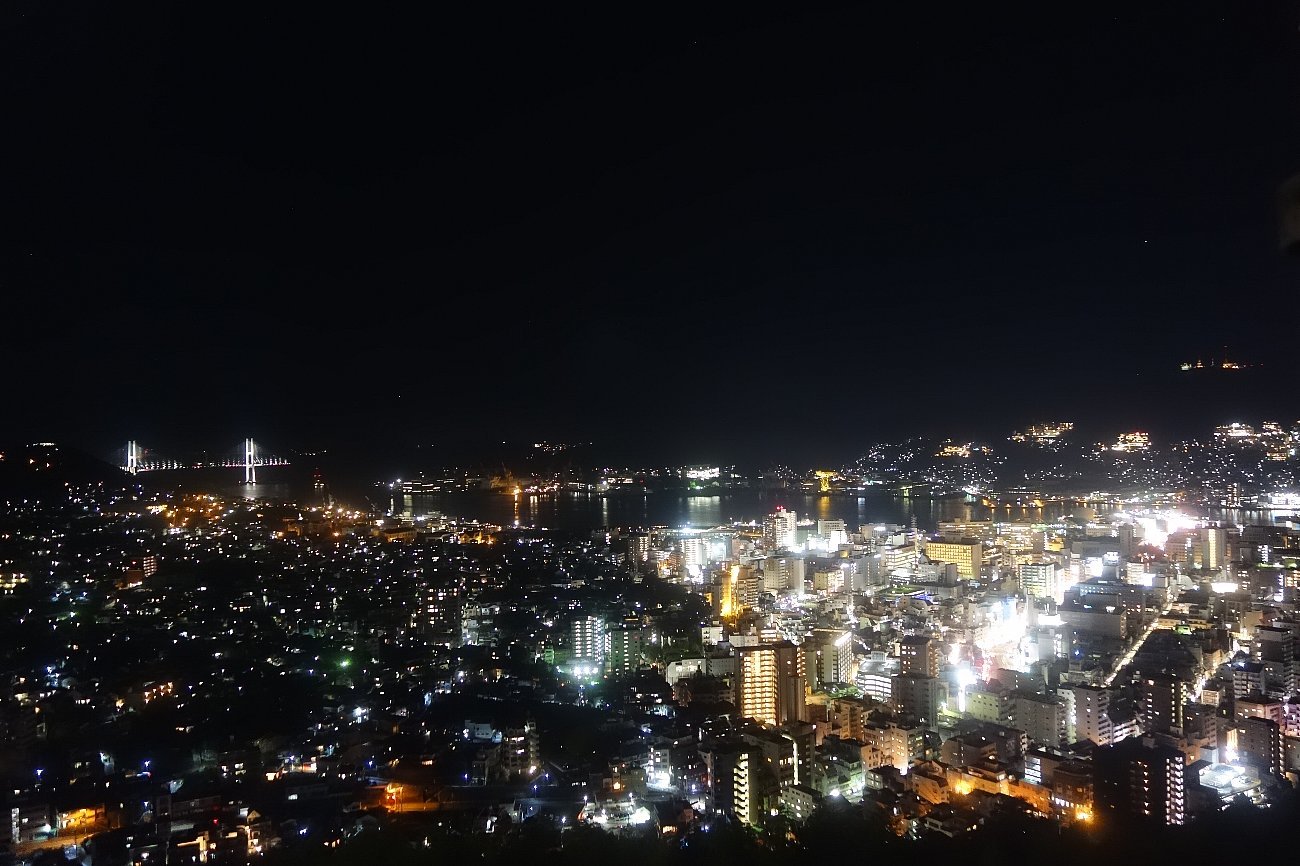 風頭山の矢太樓 レトロな建物を訪ねて 風頭山の矢太樓 レトロな建物を訪ねて