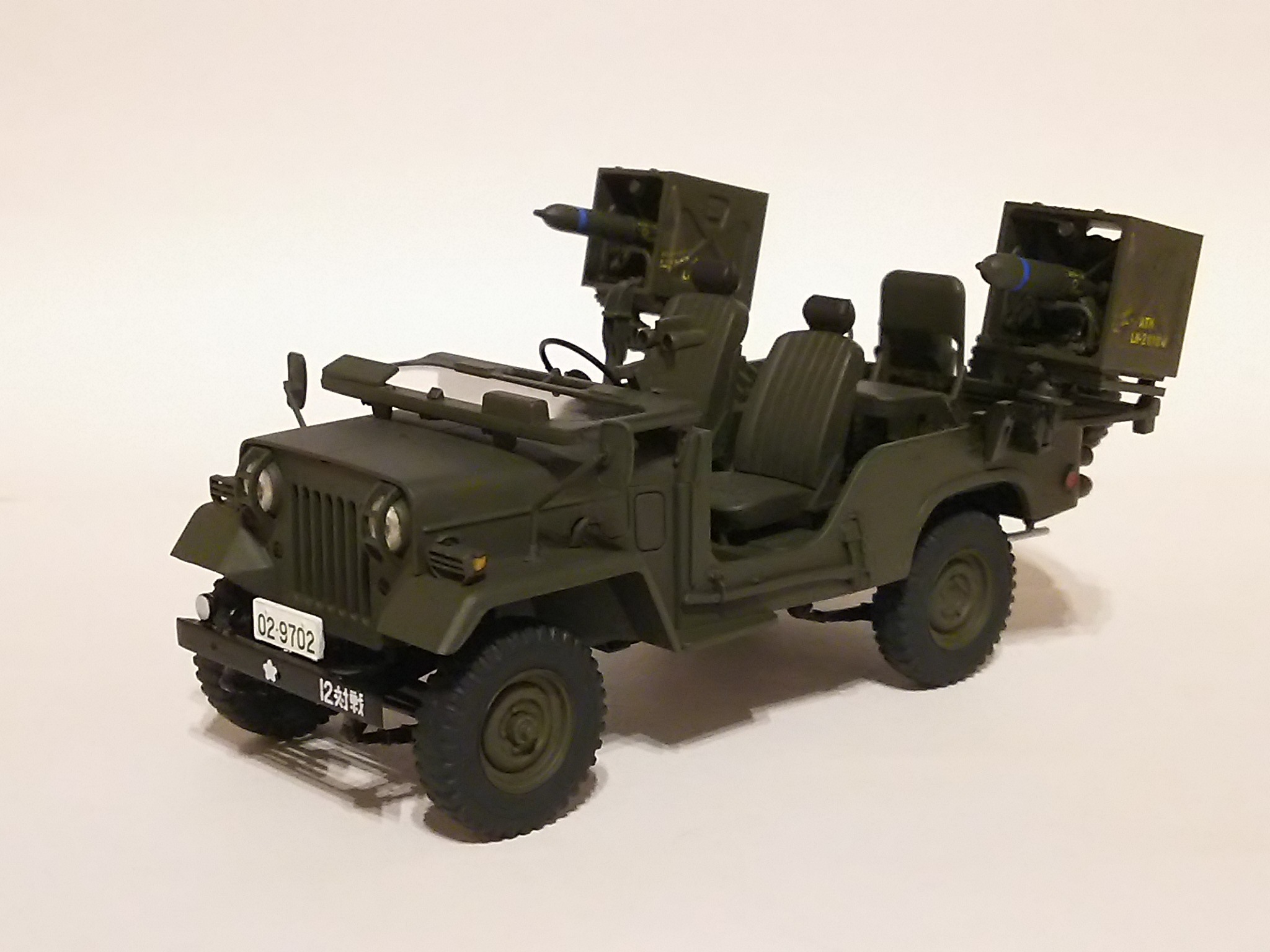 ファインモールド・陸上自衛隊　73式小型トラック（MAT装備）_b0098271_22333317.jpg