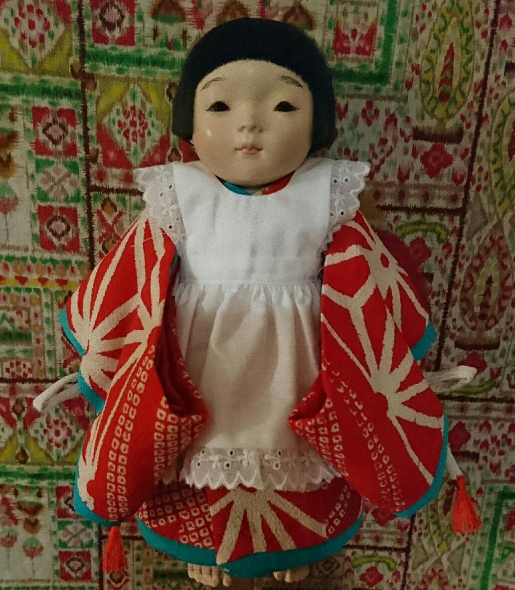 市松人形赤いエプロンハンドメイド エプロン大好き♪ : 市松人形師～只今修業中