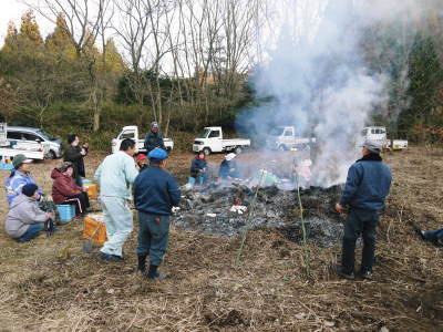 「御願立て」と「どんどや」 熊本県菊池市伊牟田の年行事(2019)_a0254656_19204259.jpg