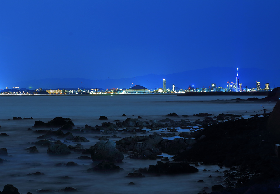 志賀島東海岸から見る百道浜の夜景 九州ロマンチック街道