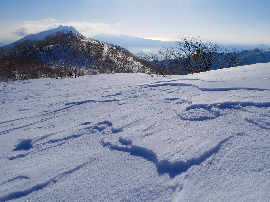 漁岳とオコタンペ山、2019.1.14_f0138096_14194726.jpg