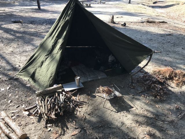 ポーランド軍ポンチョテントで服部緑地ソロデイキャンプ!_a0164918_19291186.jpg