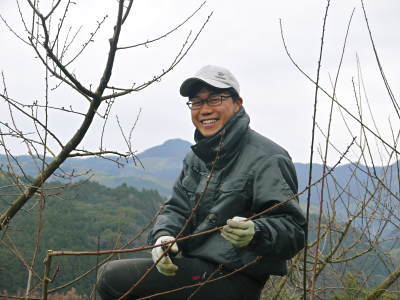 山あいの南高梅 冬の剪定2019 その2:匠の剪定作業!_a0254656_18271473.jpg
