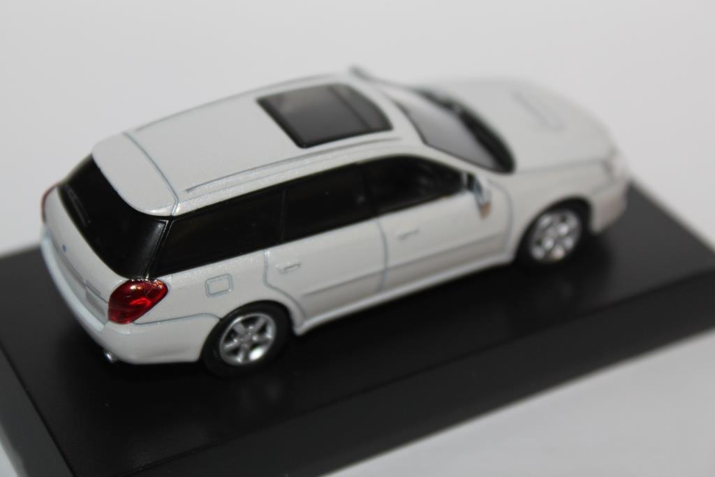 1/64 Kyosho SUBARU LEGACY TOURING WAGON_b0285587_06331978.jpg