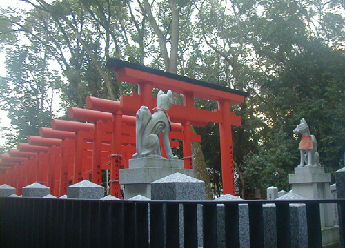 ●神社の造形―生田神社の生田稲荷大明神_d0053294_01570390.jpg