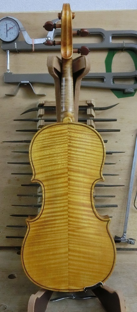 1/2サイズのバイオリン試奏できます。_d0299605_23294707.jpg