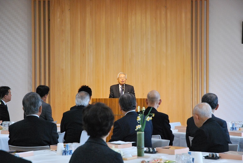 新年参拝と年賀会_f0067122_14561171.jpg