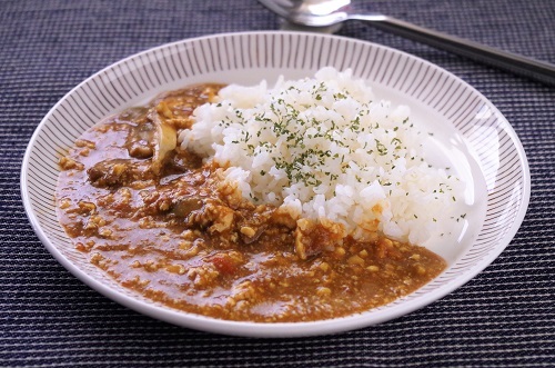 10分以内で作る！豆腐とトマトのヘルシーカレー_f0168317_22473290.jpg