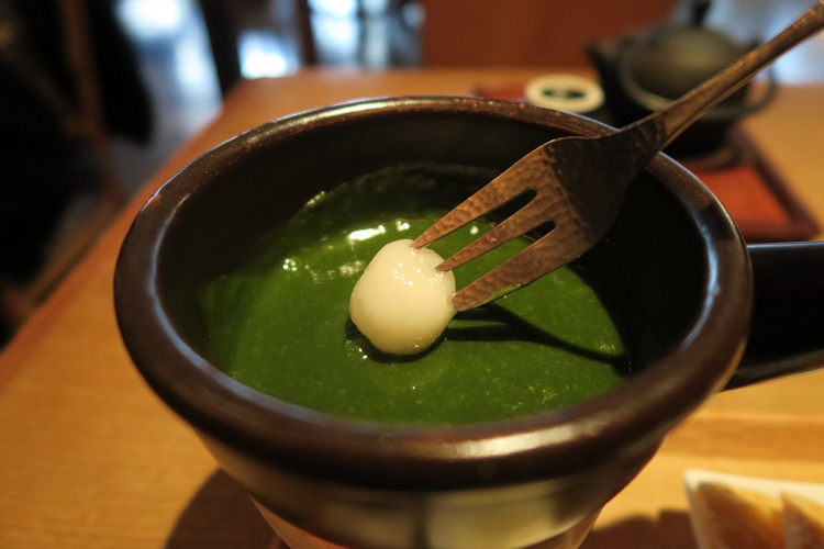 神楽坂 －安養寺～神楽坂茶寮－_b0169330_0515165.jpg