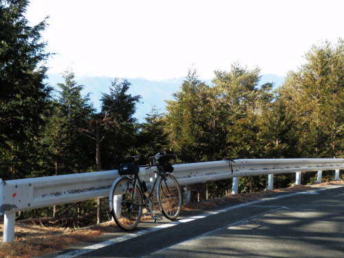 冬の四尾連湖・八坂峠・どんべえ峠_b0334084_12560033.jpg