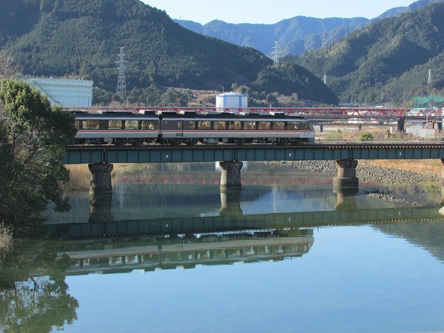 e0321325_14265636.jpg