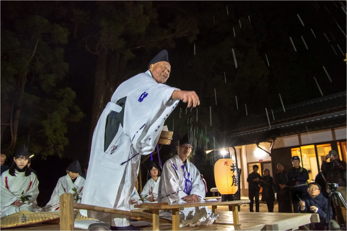 平尾水分神社「オンダ」_d0058445_14073996.jpg