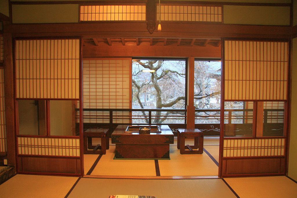 料亭旅館「八ツ三館」と冬の白川郷 その五_e0220163_16381742.jpg