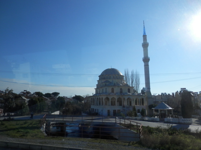 トルコ多重奏旅行記0日目1日目　出発~トロイ遺跡～ハマムandラク_c0002171_00174387.jpg