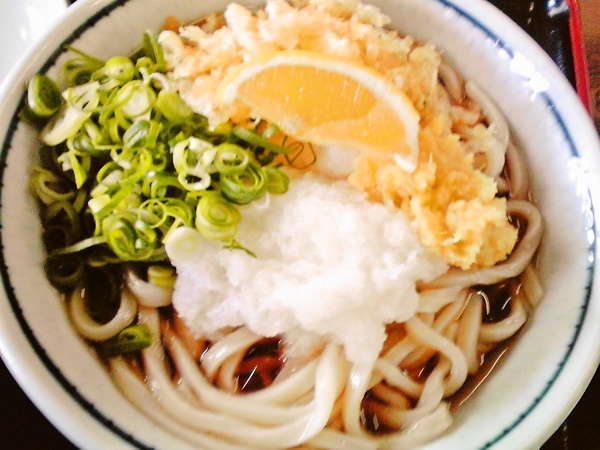 高松市 高松NO.1讃岐うどん店？♪ 一福_e0187697_22555500.jpg