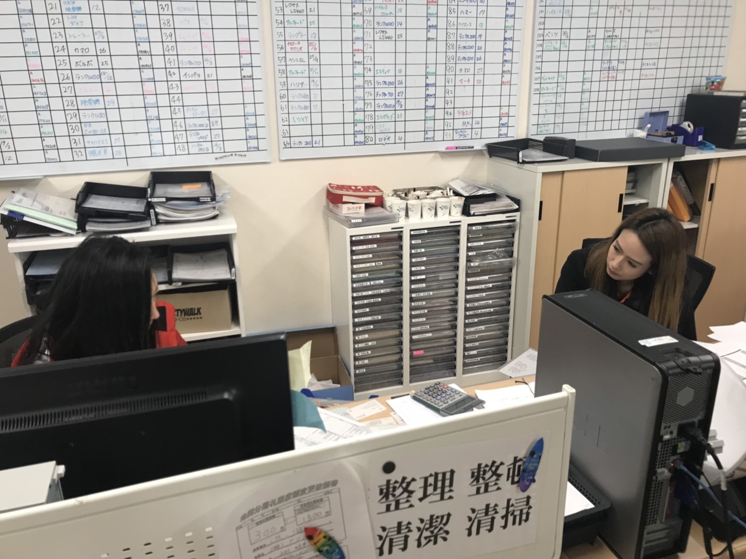 1月23日(水)本店ブログ デリカD5入庫しました!! ランクル ハマー アルファード ♪_b0127002_18313646.jpg