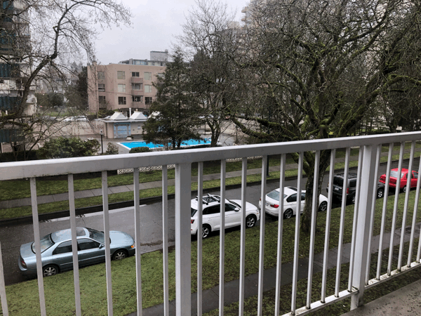 b0160509_04201644.gif