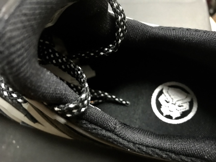 アイツの詳細! 緊急入荷★ newbalance MARVEL 入荷しました♪_d0152280_17193708.jpeg