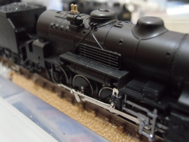 KATO 9600 ジャンク2号 ボディの補修と光源交換 : 新湘南電鐵 横濱工廠3