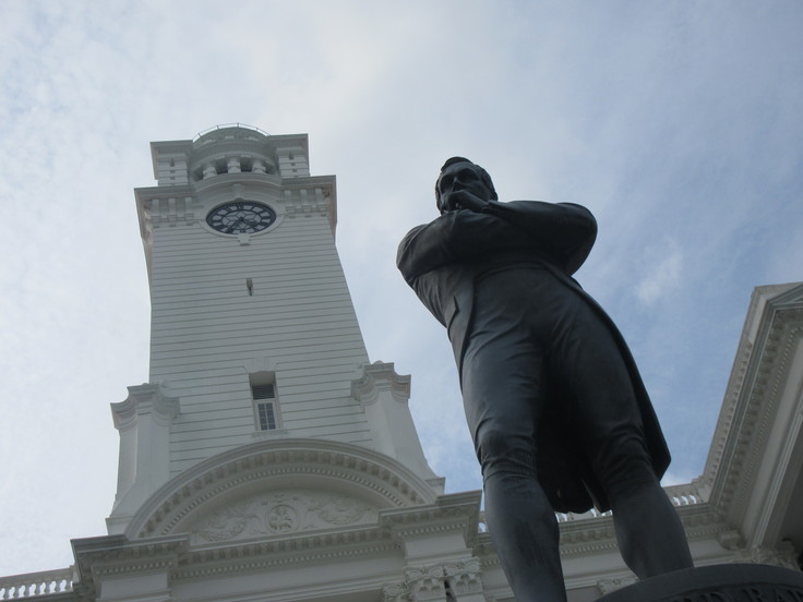 ラッフルズ プレイス を歩いてみたら ♪ よく飲むオバチャン☆本日のメニュー