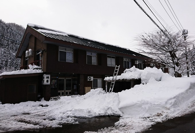 豪雪地域の活動フィールドと宿泊施設の下見…南砺市利賀村_d0265607_901040.jpg