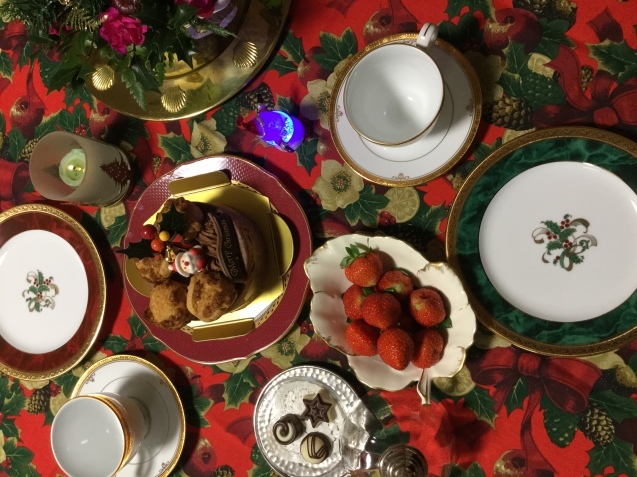クリスマスのティータイム_e0392711_14154912.jpeg