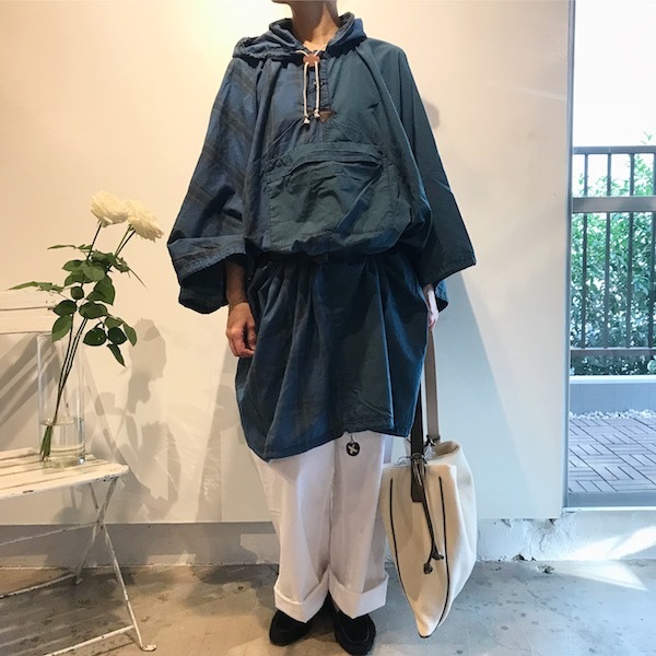 ポンチョ　コットン素材、、　KENNETH FIELD_d0364239_19405650.jpg