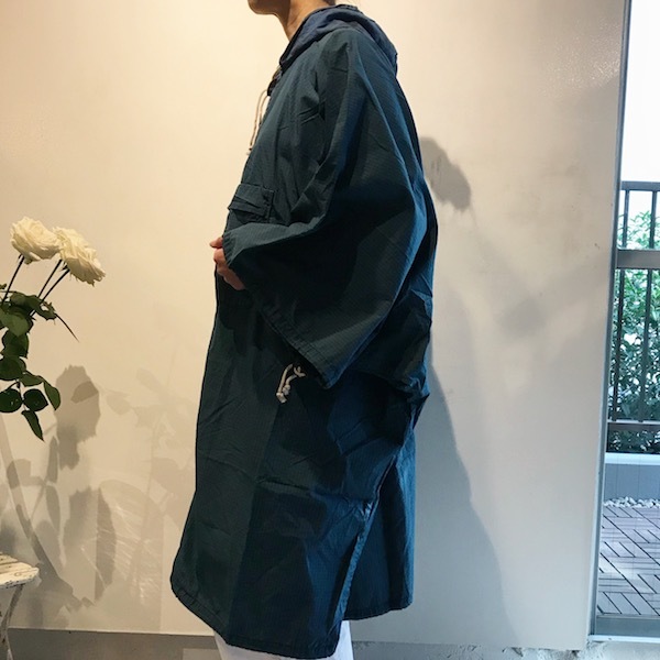 ポンチョ　コットン素材、、　KENNETH FIELD_d0364239_19420780.jpg