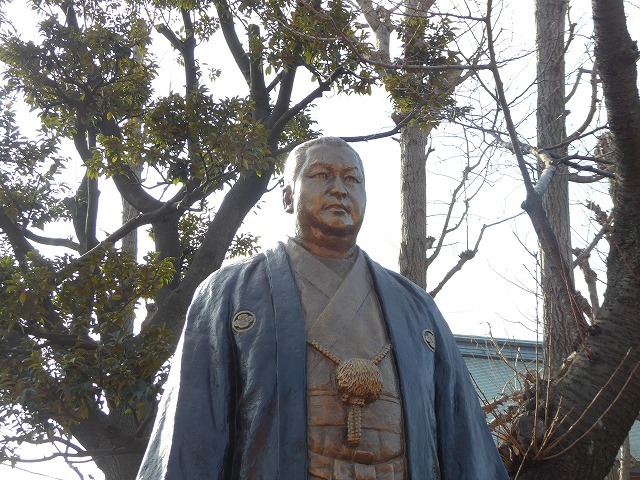 川崎大師で煮込みやら北の湖さんやら♪　川崎大師はなにやら仏様のワンダーランド♪_b0287088_16060316.jpg