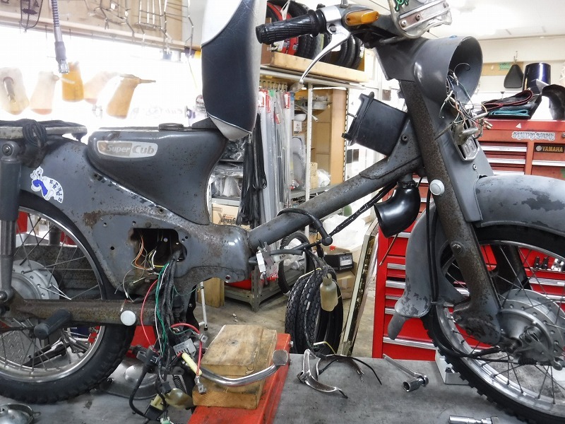 C65 エンジン乗せ換えと12V化。 : モーターヘッド サイクル C65 エンジン乗せ換えと12V化。 : モーターヘッド サイクル