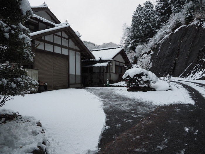 夕方の雪景色と雪かき_c0116915_23050051.jpg